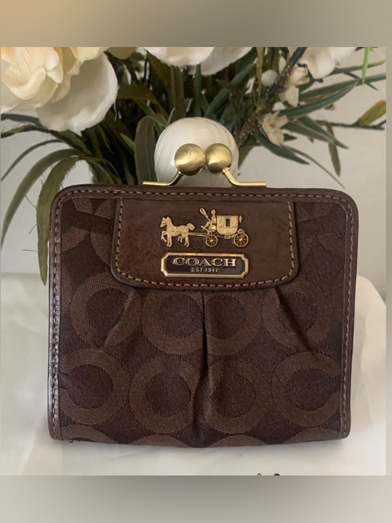 Coach Handbags - Vintage Coach Madison billfold Brown/Pink Signature Wallet RARE Y2K